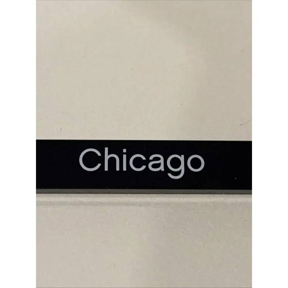 Lego Chicago Pattern Tile 1x8 Black #4162pb165 Set #21033 Chicago - Picture 2 of 7